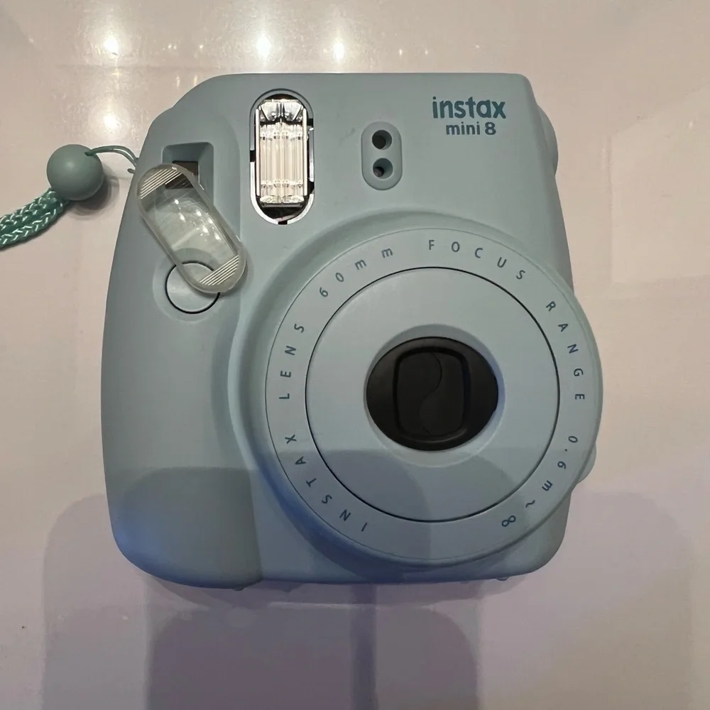 blue fujifilm instax mini 8